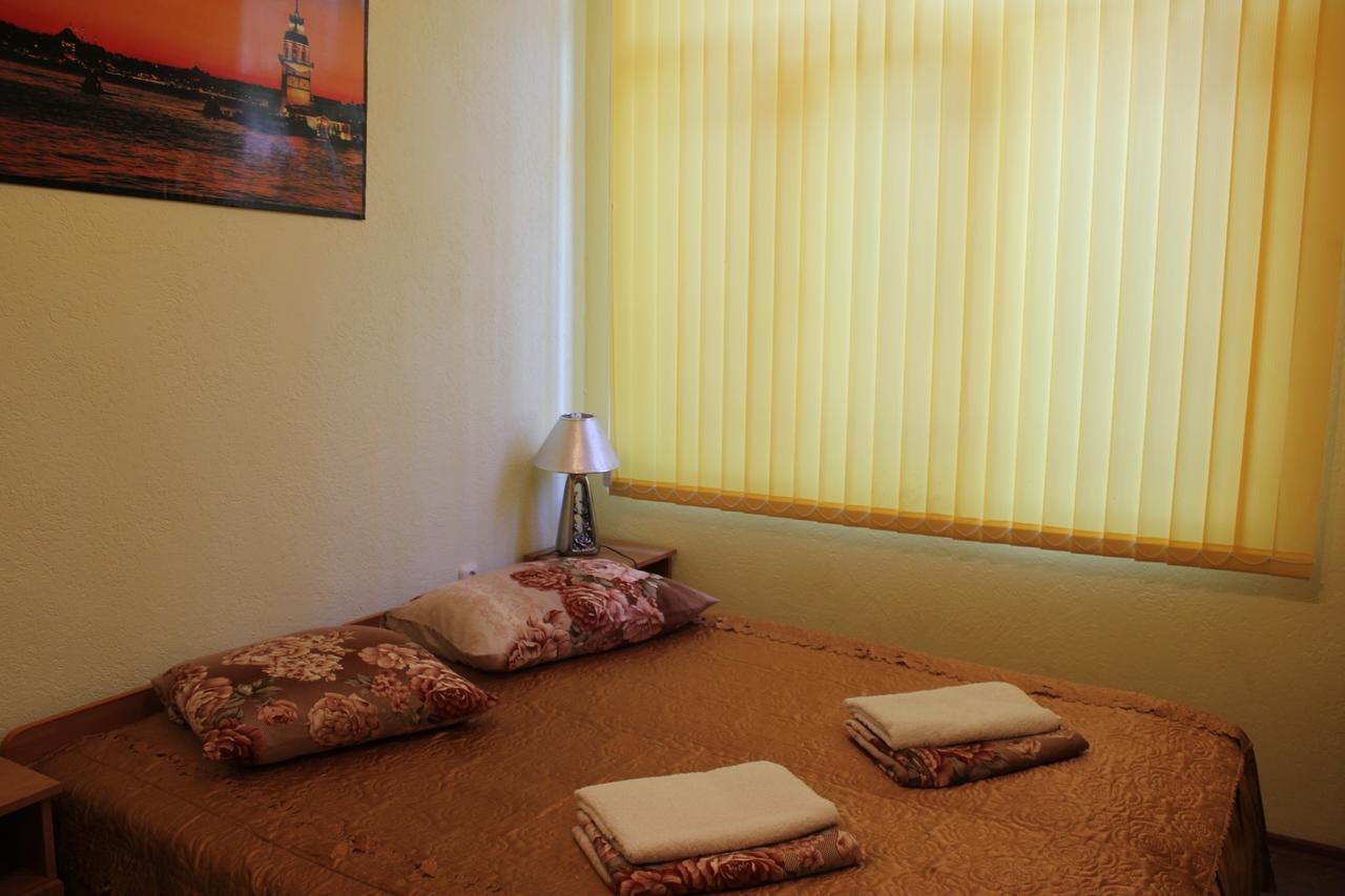 Emiliya Guest House ガグラ エクステリア 写真